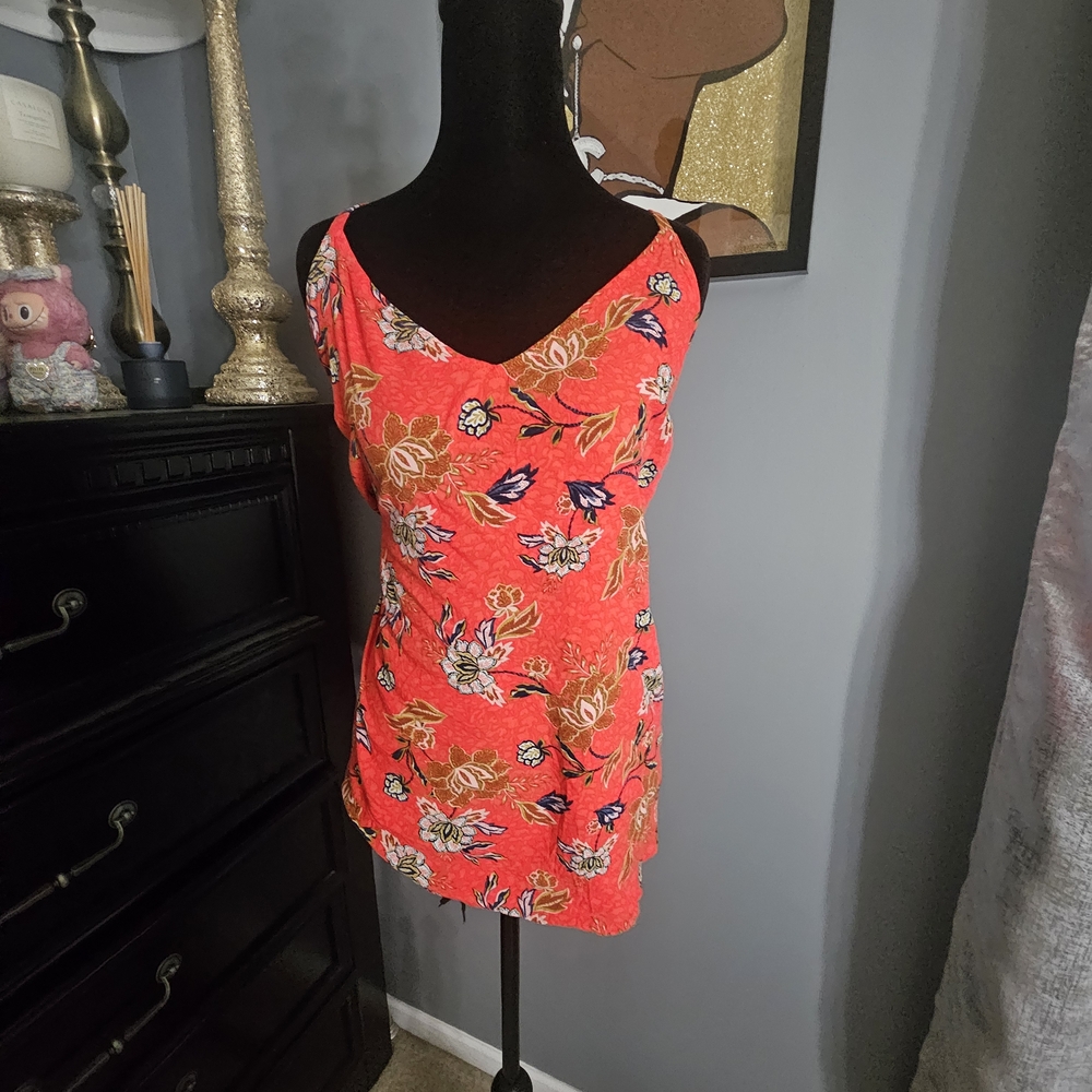 3/$15 Torrid Red Floral Patterned Fabric